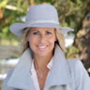 Meet your Posher, Philippa berg